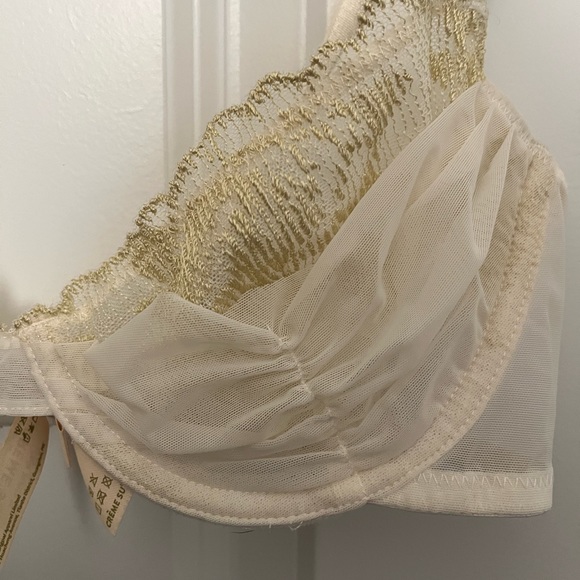 NWOT Crème Su Gold and Cream Mesh Underwired Bra - Picture 7 of 7